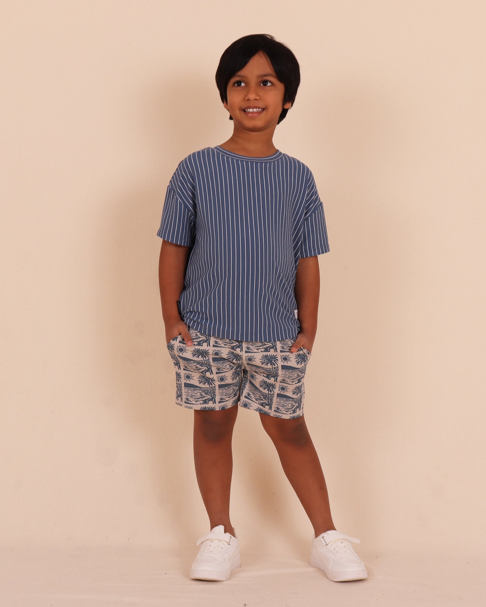 T-shirt côtelé à rayures bleues