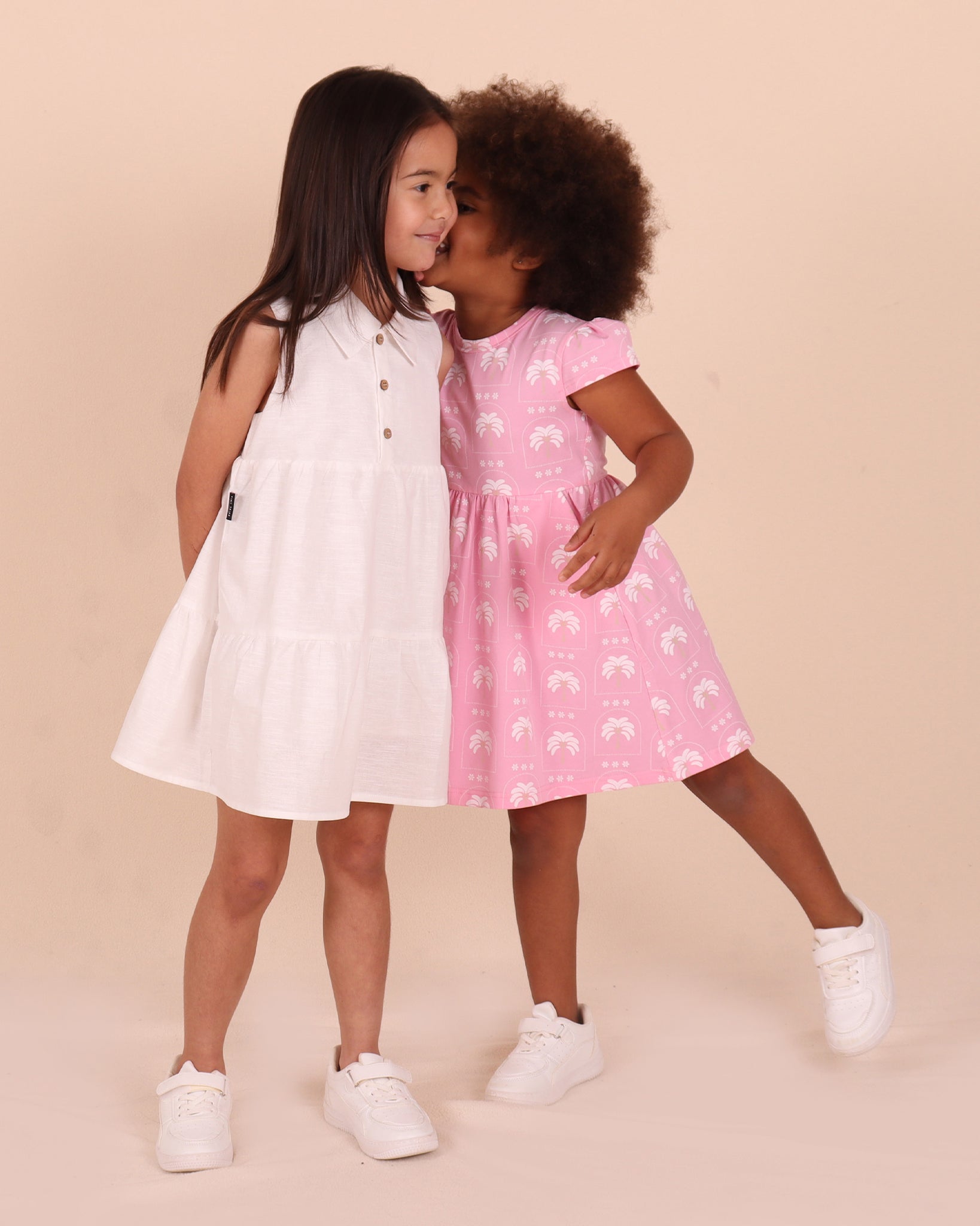 Robe Palm Fit &amp; Flare