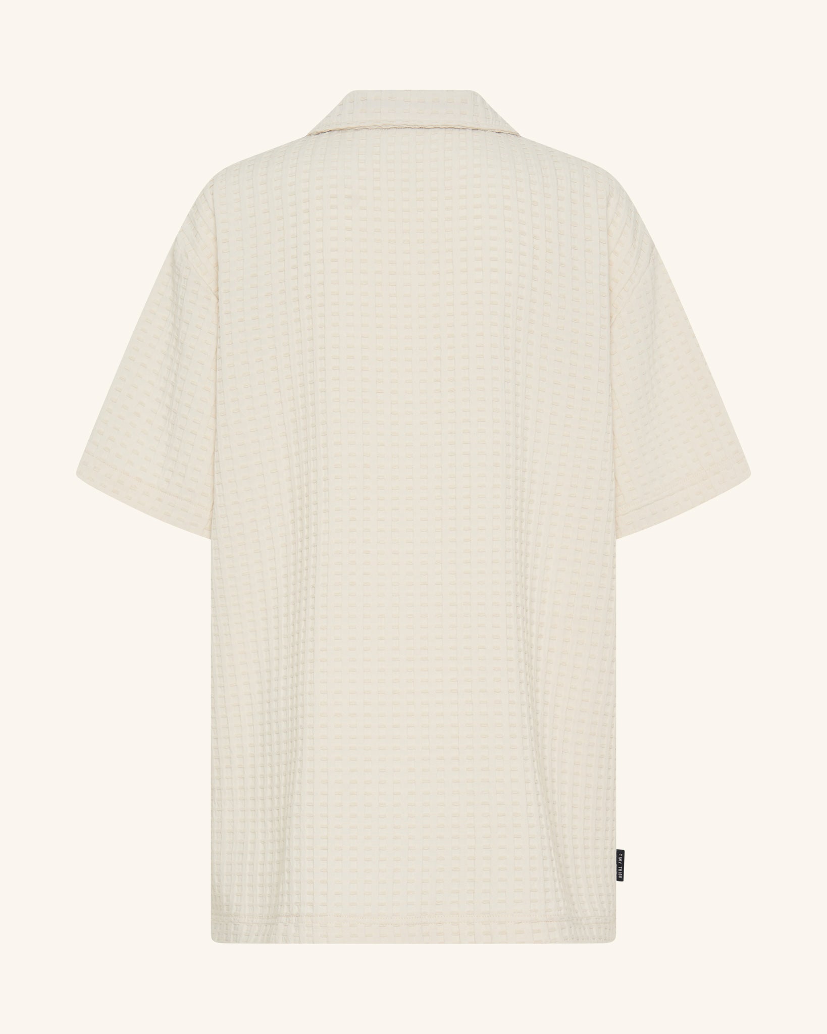 Chemise grise boutonnée avec poche