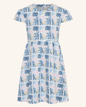 Robe cintrée et évasée style île