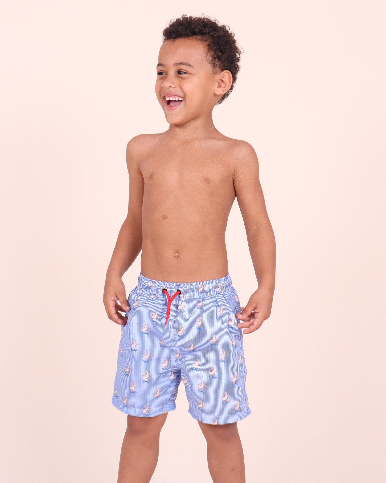 Short de bain à rayures banane